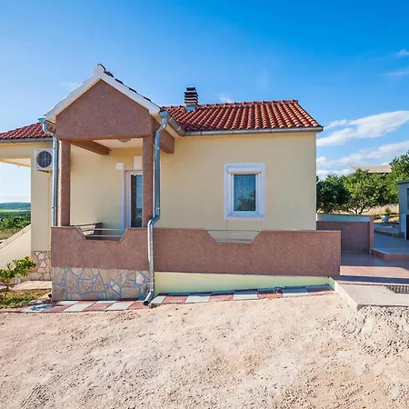 Two-bedroom In * Vrana (Zadar)