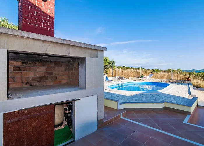 Two-bedroom In Vrana (Zadar)