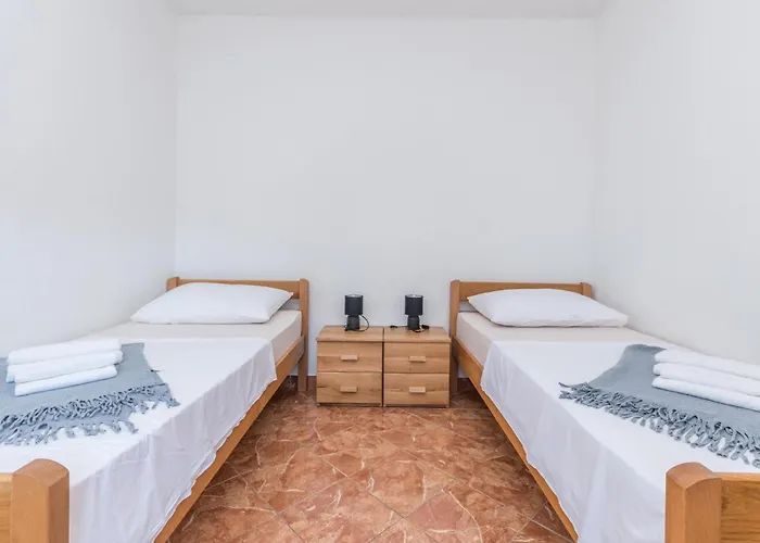 בית נופש Two-bedroom In